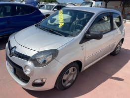 RENAULT TWINGO NIGHT AND DAY 1.2 BENZINA 75CV 55KW ANNO:03/2014